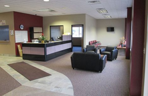 photo of Endvi Auto Body lobby